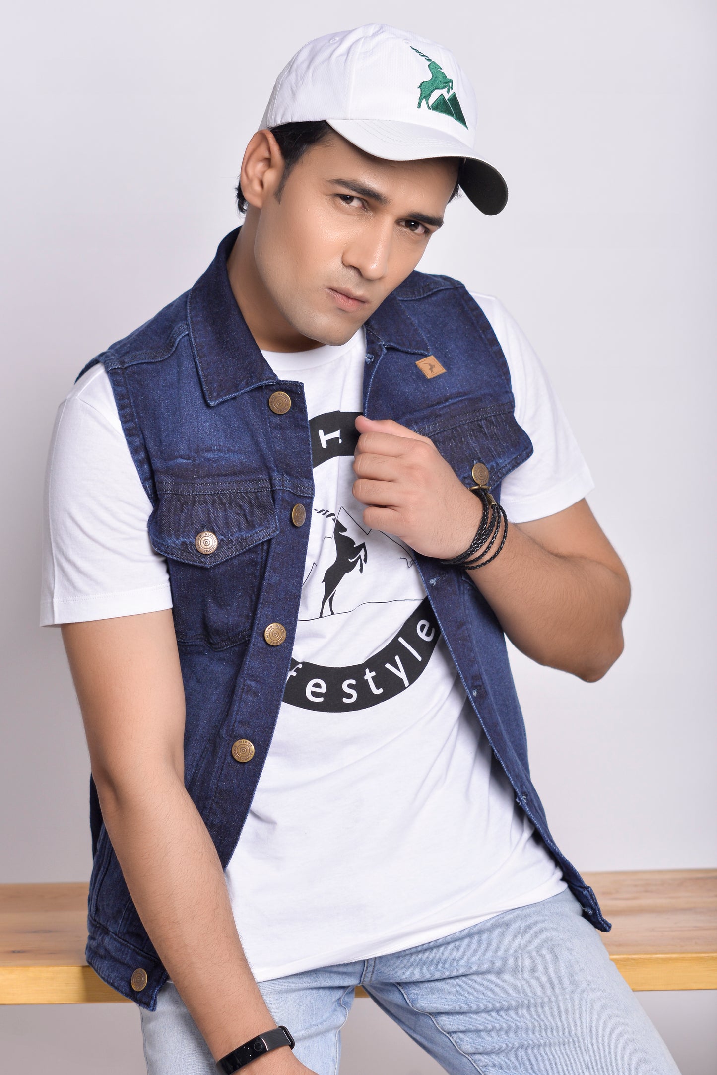 MLS - Men’s Denim Sleeveless Vests (MLSDJV)